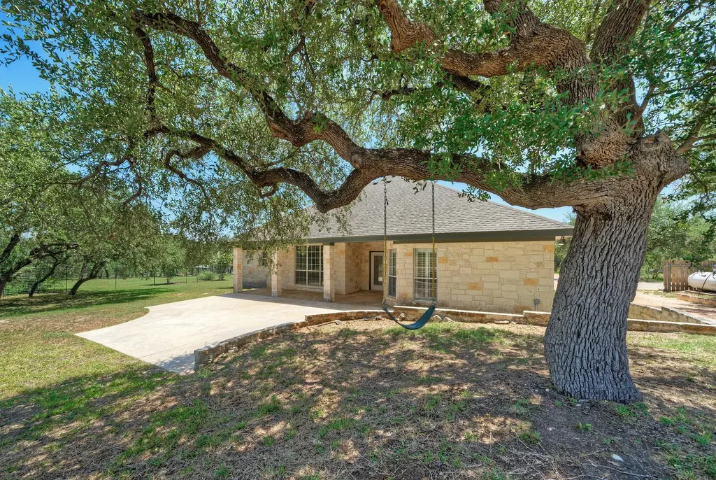12225 Triple Creek Circle Dripping Springs TX 78620