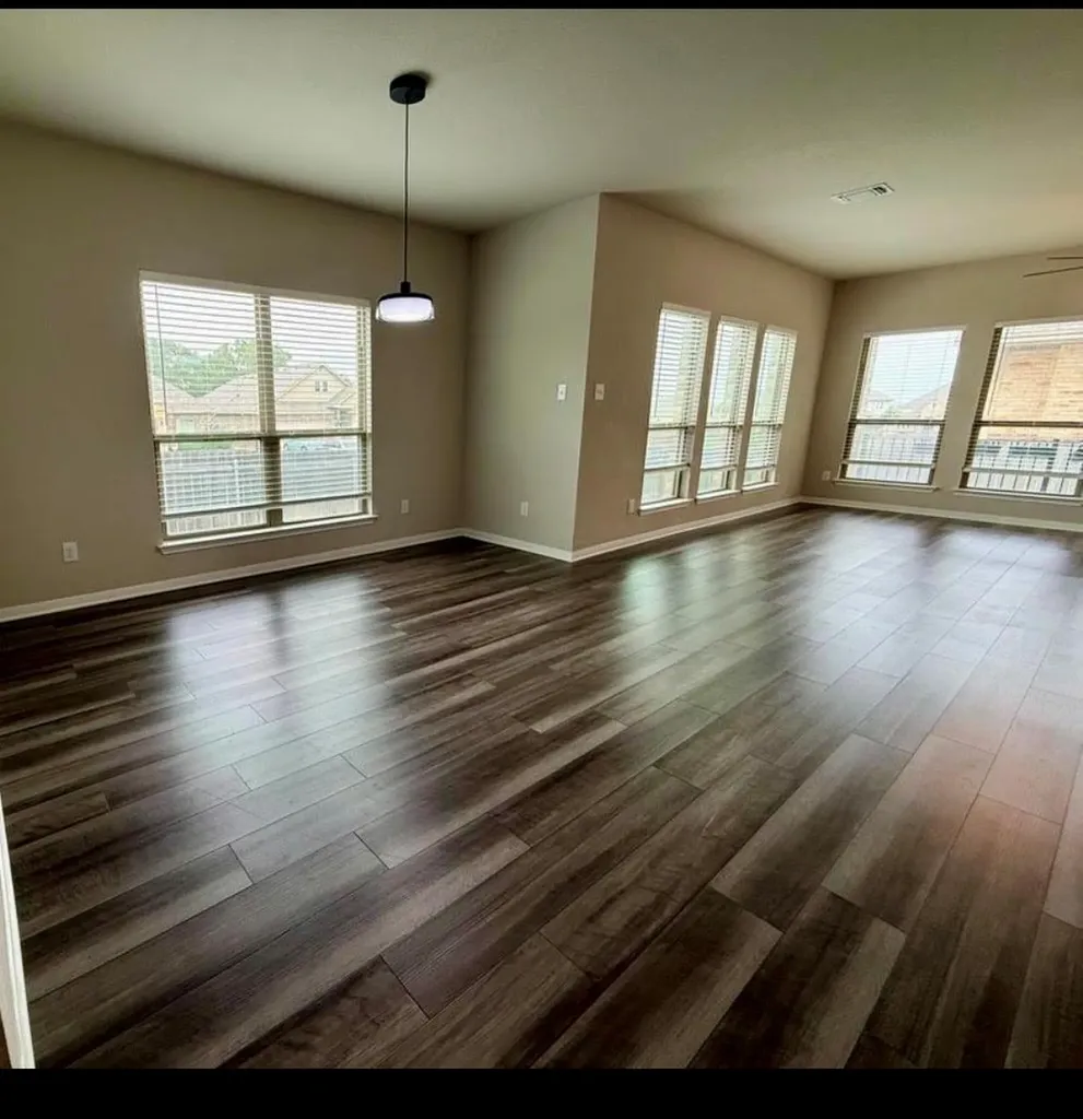 5060 Dickinson Loop Belton TX 76513