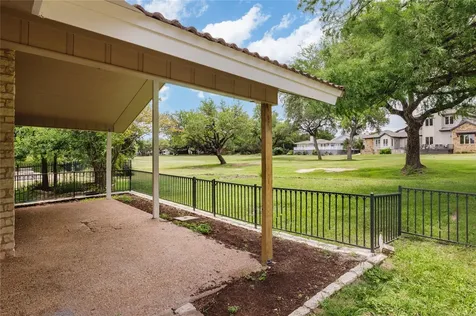 611 Lido Street Lakeway TX 78734
