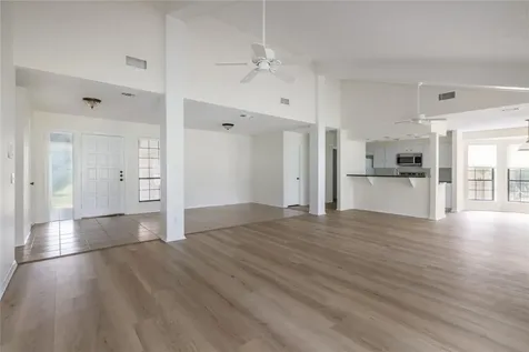 611 Lido Street Lakeway TX 78734