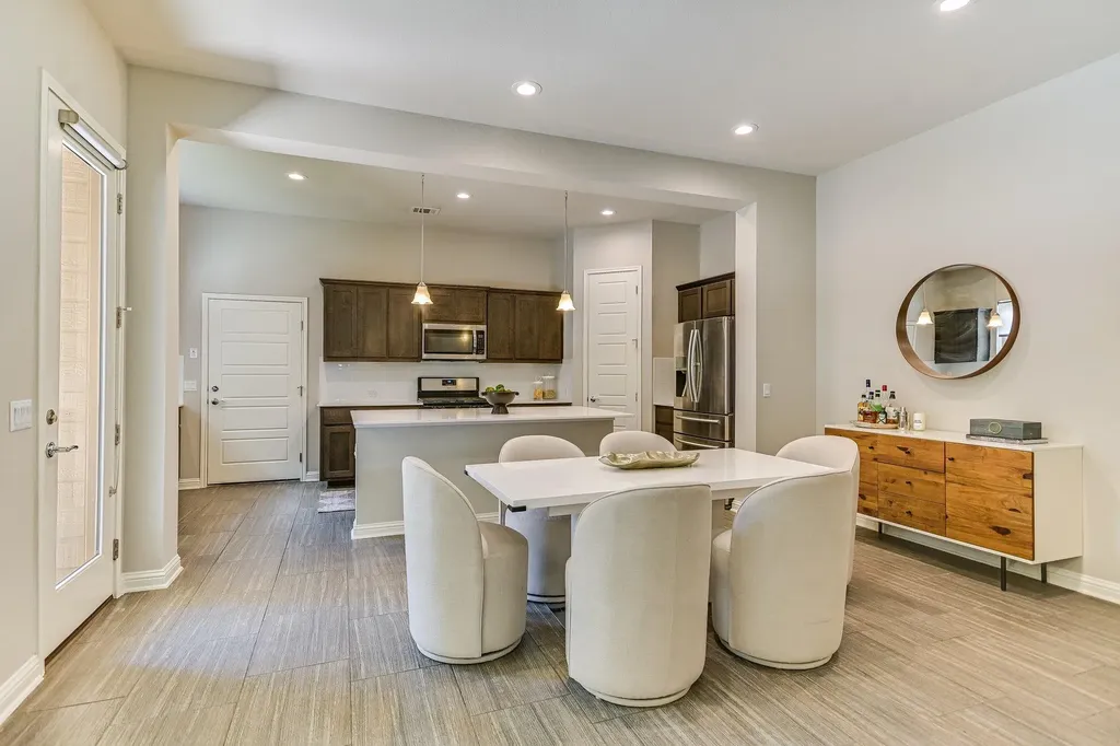 1514 Frontier Valley Drive Austin TX 78741