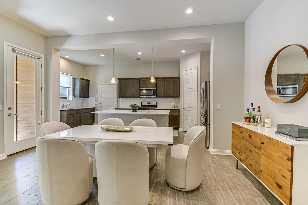 1514 Frontier Valley Drive Austin TX 78741
