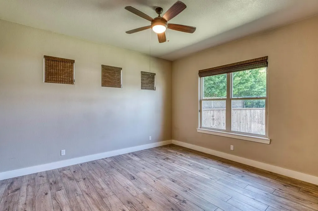 804 Four Oaks Lane Marble Falls TX 78654