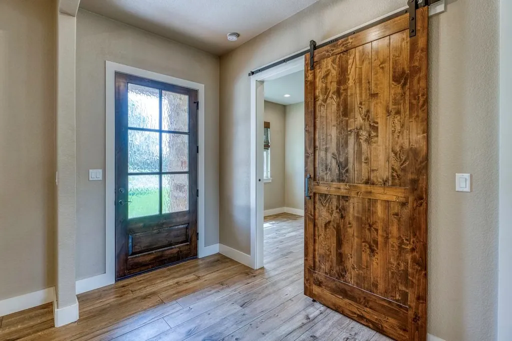 804 Four Oaks Lane Marble Falls TX 78654