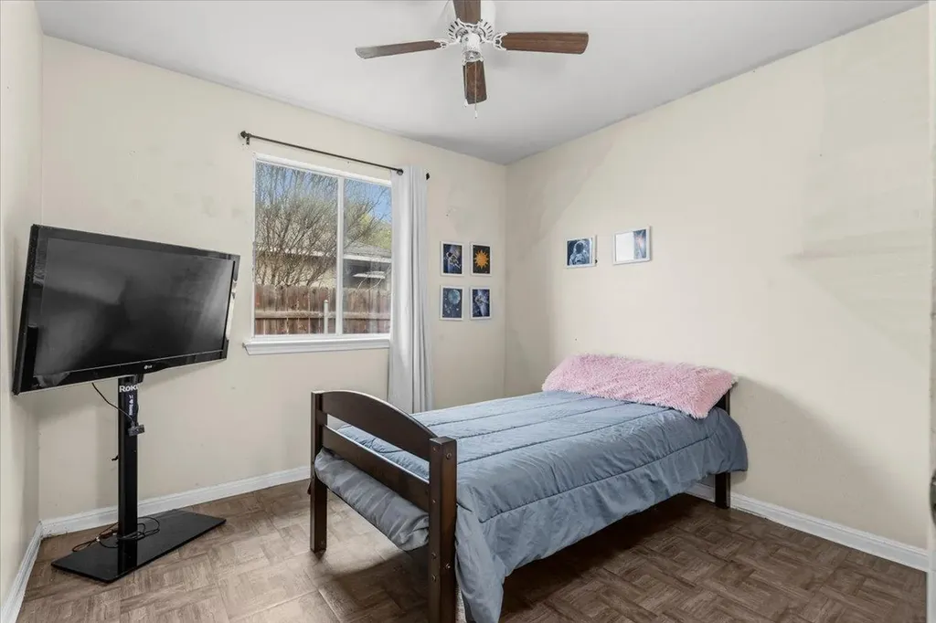 281 Leonardo Street Kyle TX 78640