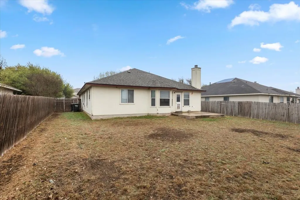 281 Leonardo Street Kyle TX 78640