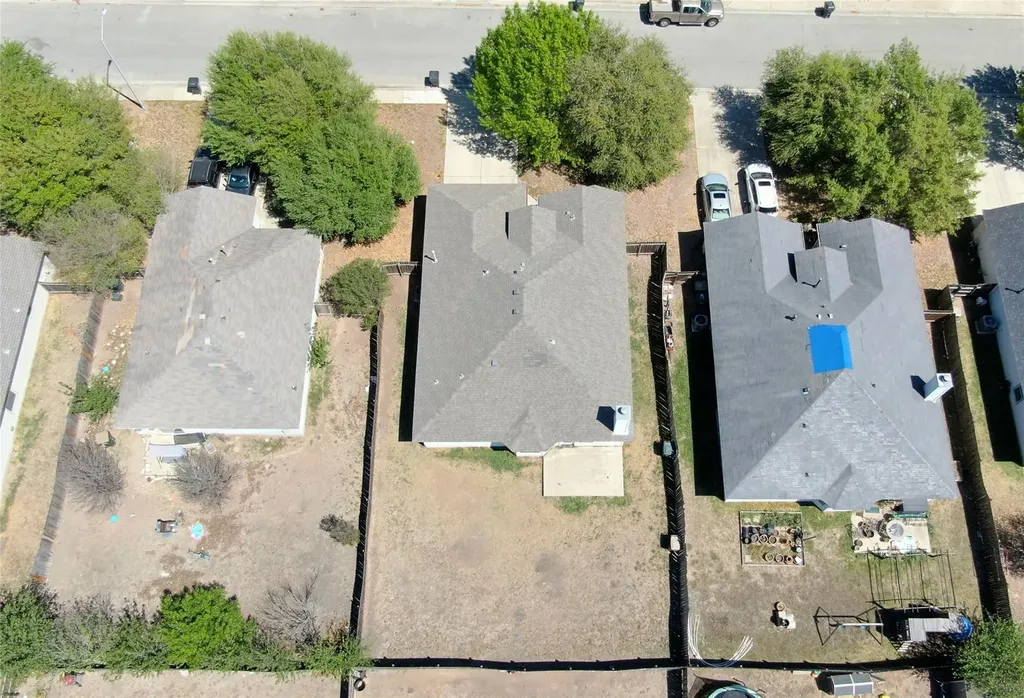 281 Leonardo Street Kyle TX 78640