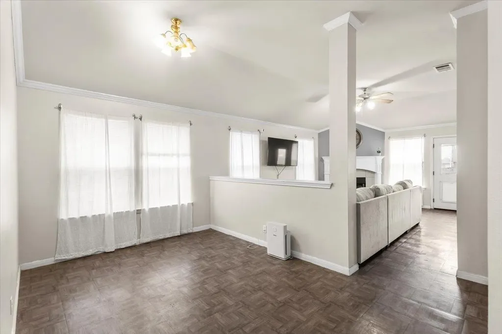 281 Leonardo Street Kyle TX 78640