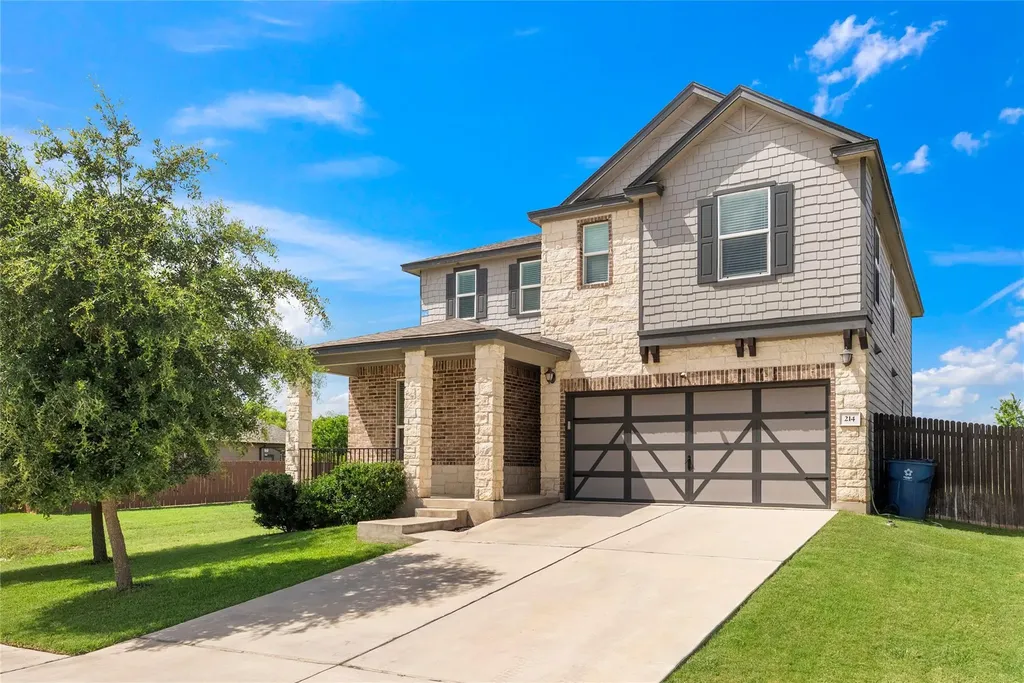 214 Saranac Drive Elgin TX 78621