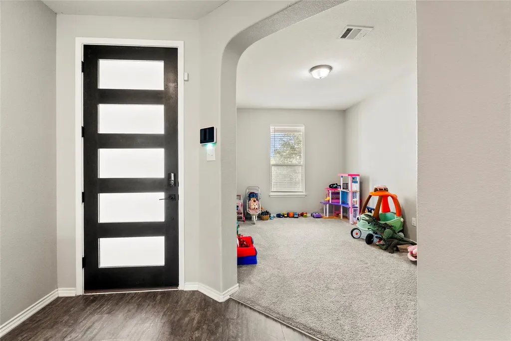 214 Saranac Drive Elgin TX 78621