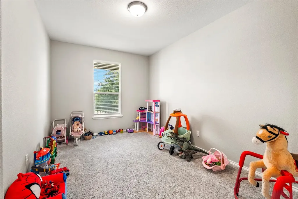 214 Saranac Drive Elgin TX 78621