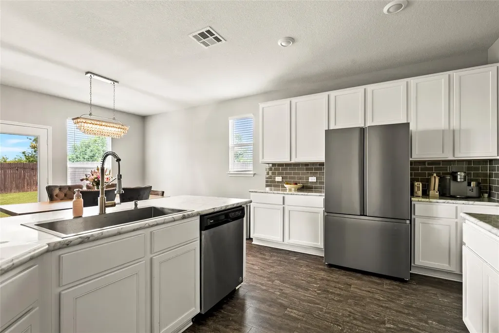 214 Saranac Drive Elgin TX 78621