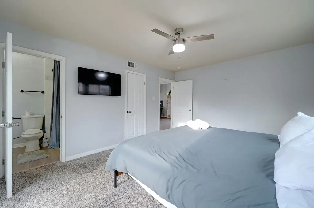 827 Briarcliff Drive San Antonio TX 78213