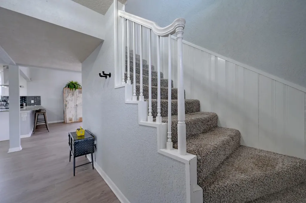 827 Briarcliff Drive San Antonio TX 78213