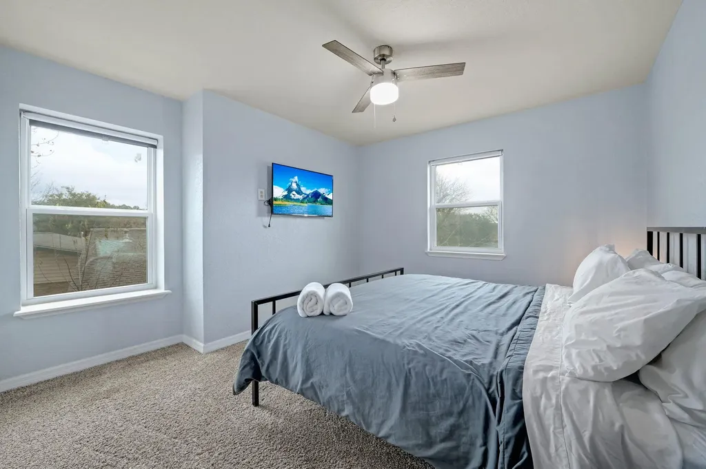 827 Briarcliff Drive San Antonio TX 78213