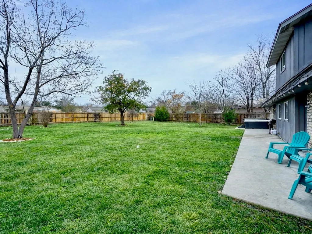 827 Briarcliff Drive San Antonio TX 78213