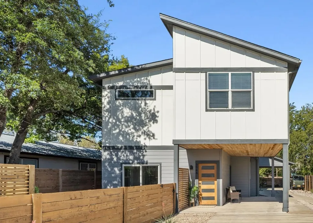 304 Blackson Avenue Austin TX 78752