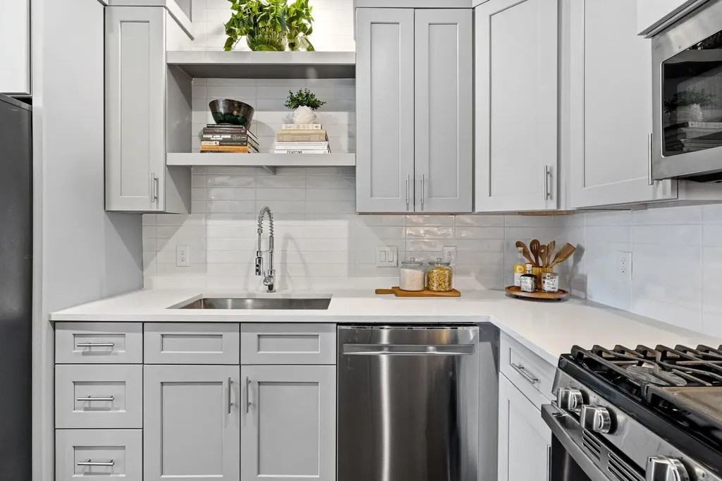 304 Blackson Avenue Austin TX 78752