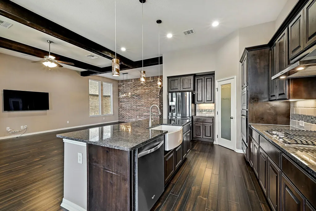 7801 Turnback Ledge Trail Lago Vista TX 78645