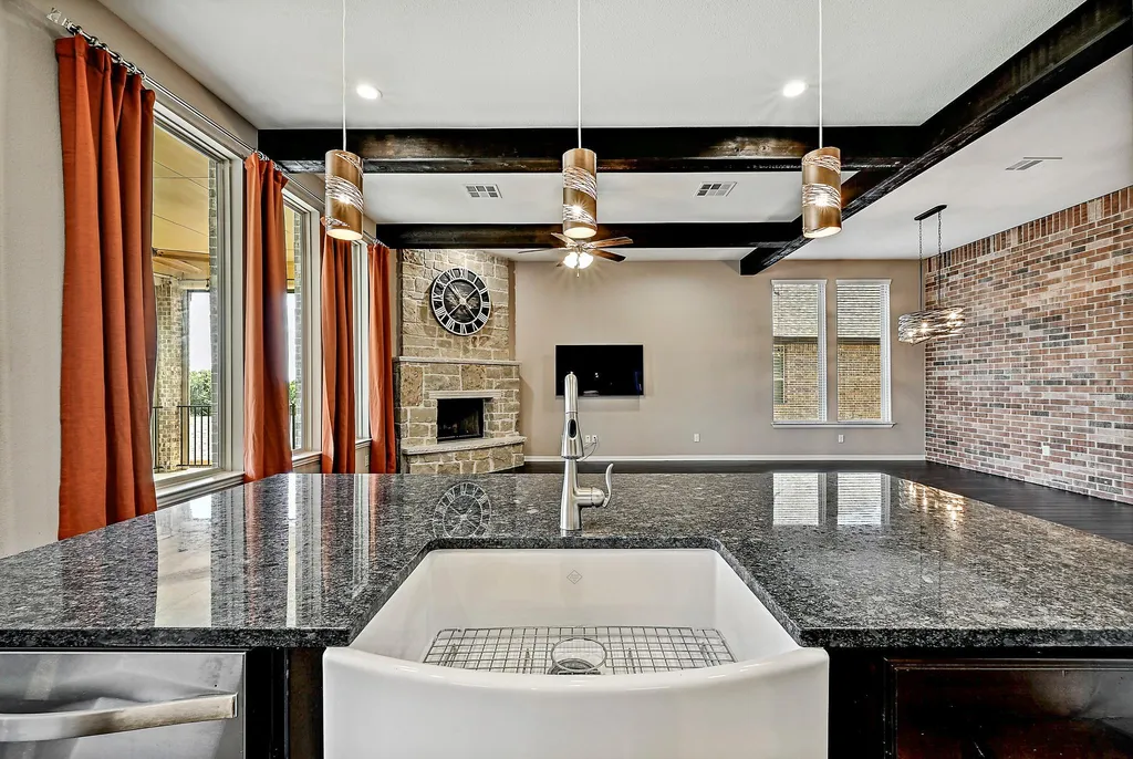 7801 Turnback Ledge Trail Lago Vista TX 78645