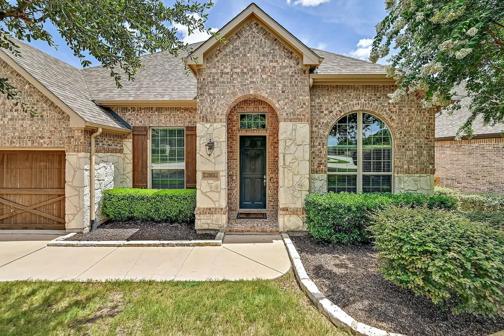 7801 Turnback Ledge Trail Lago Vista TX 78645
