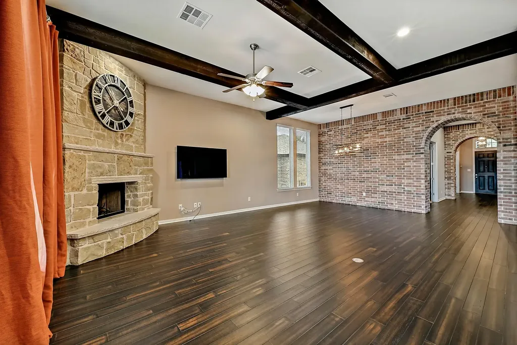 7801 Turnback Ledge Trail Lago Vista TX 78645