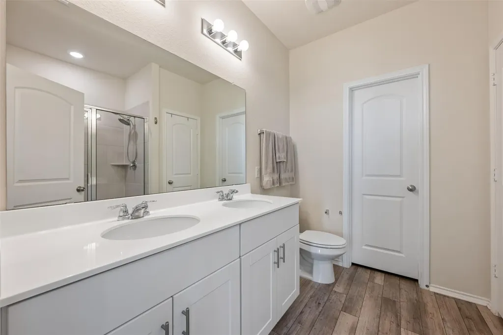 225 Gunther Way Taylor TX 76574