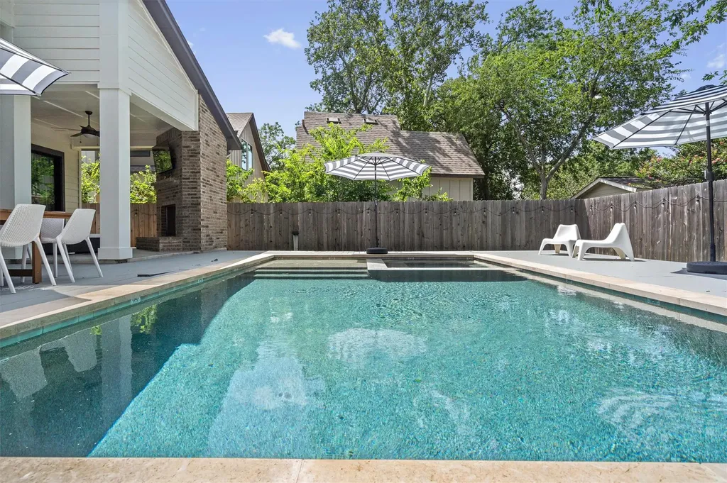 1810 Piedmont Avenue Austin TX 78757