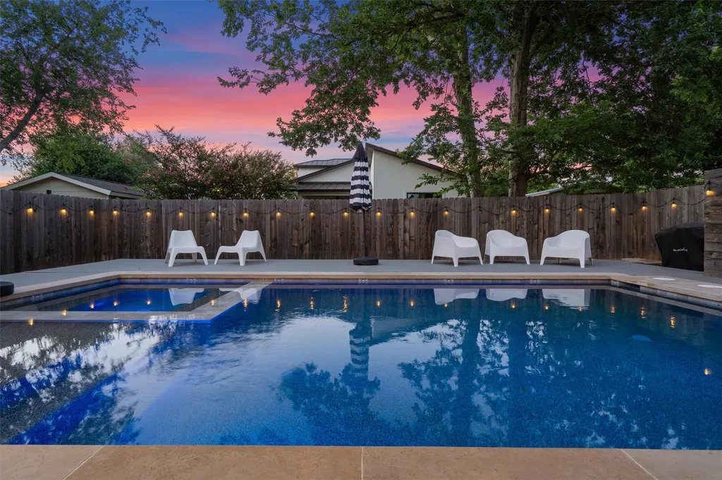 1810 Piedmont Avenue Austin TX 78757