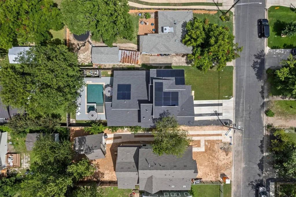 1810 Piedmont Avenue Austin TX 78757