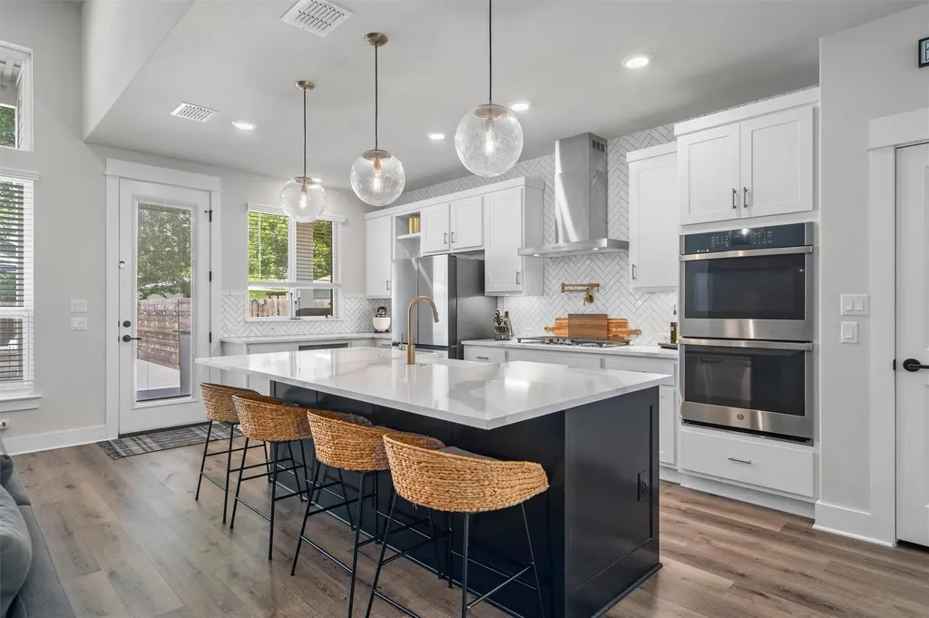 1810 Piedmont Avenue Austin TX 78757