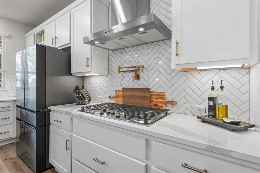 1810 Piedmont Avenue Austin TX 78757