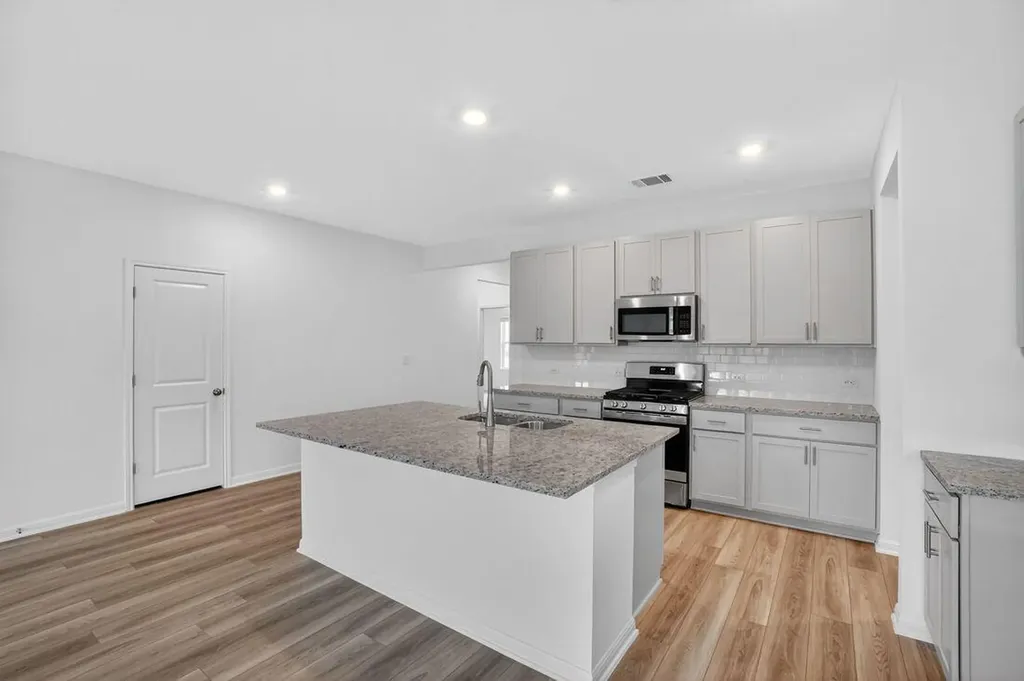 14309 Axel Johanson Drive Del Valle TX 78617