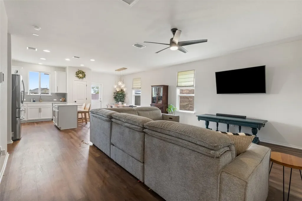 290 Bayberry Circle Buda TX 78610