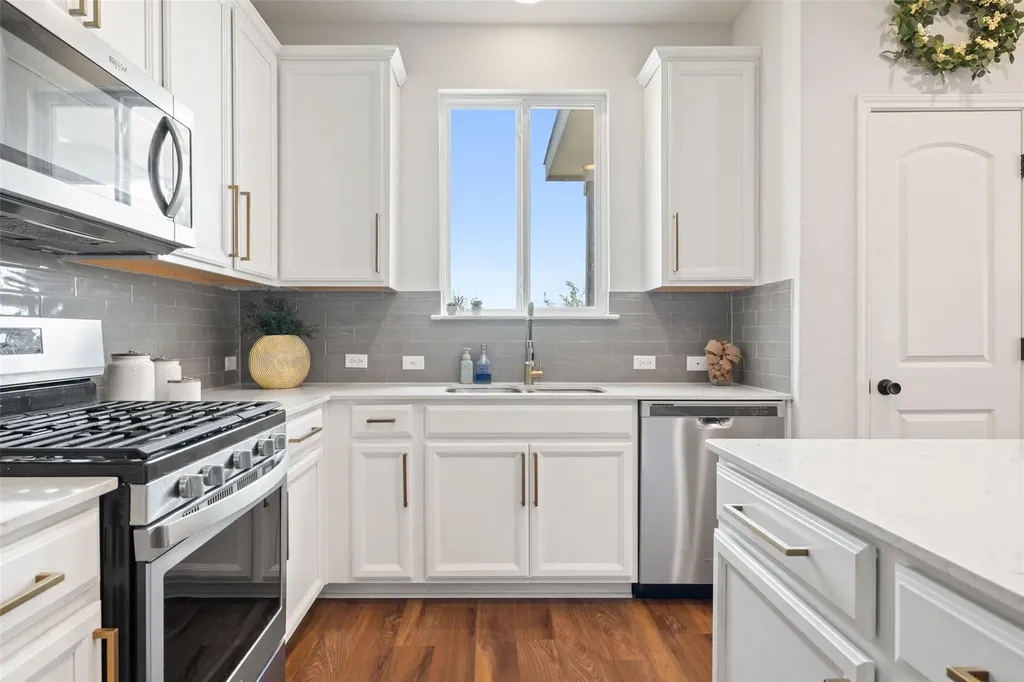 290 Bayberry Circle Buda TX 78610