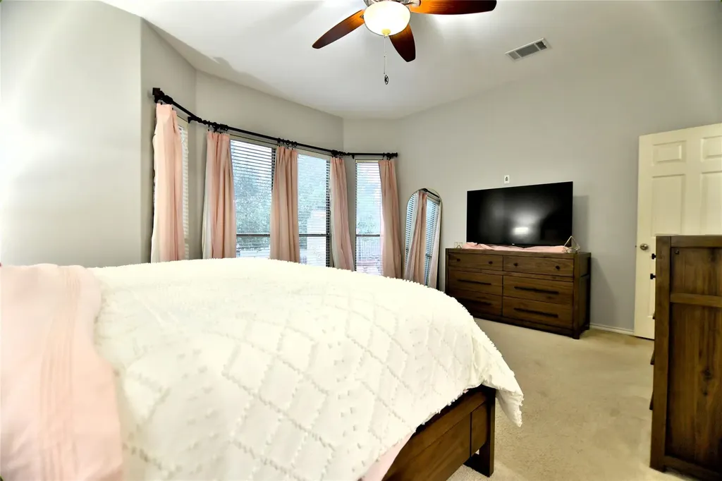 410 Olmos Drive Leander TX 78641