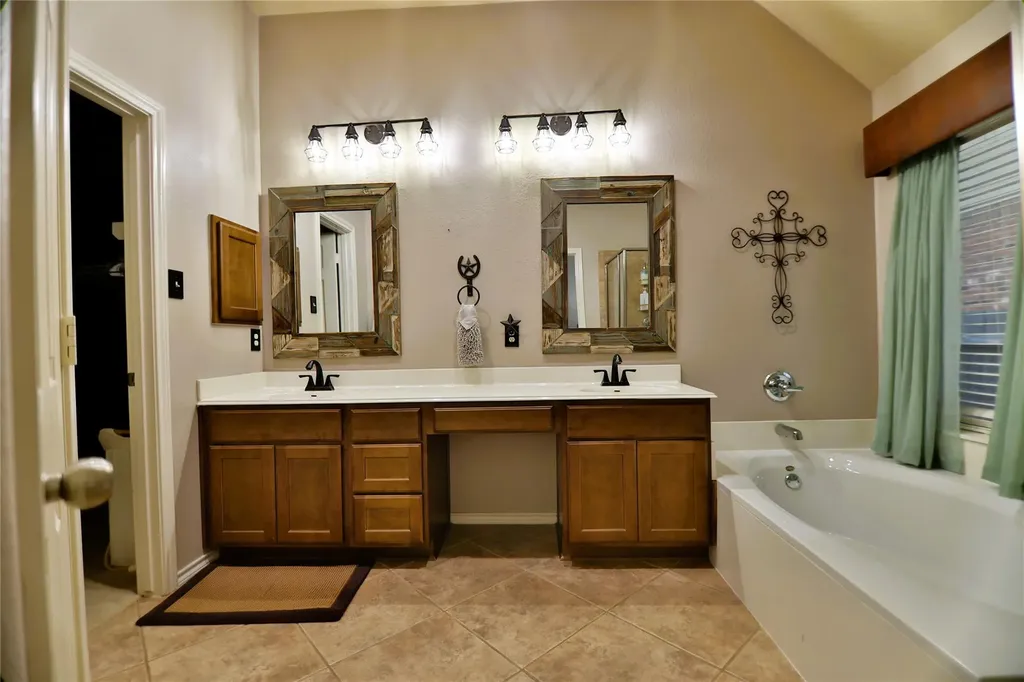 410 Olmos Drive Leander TX 78641