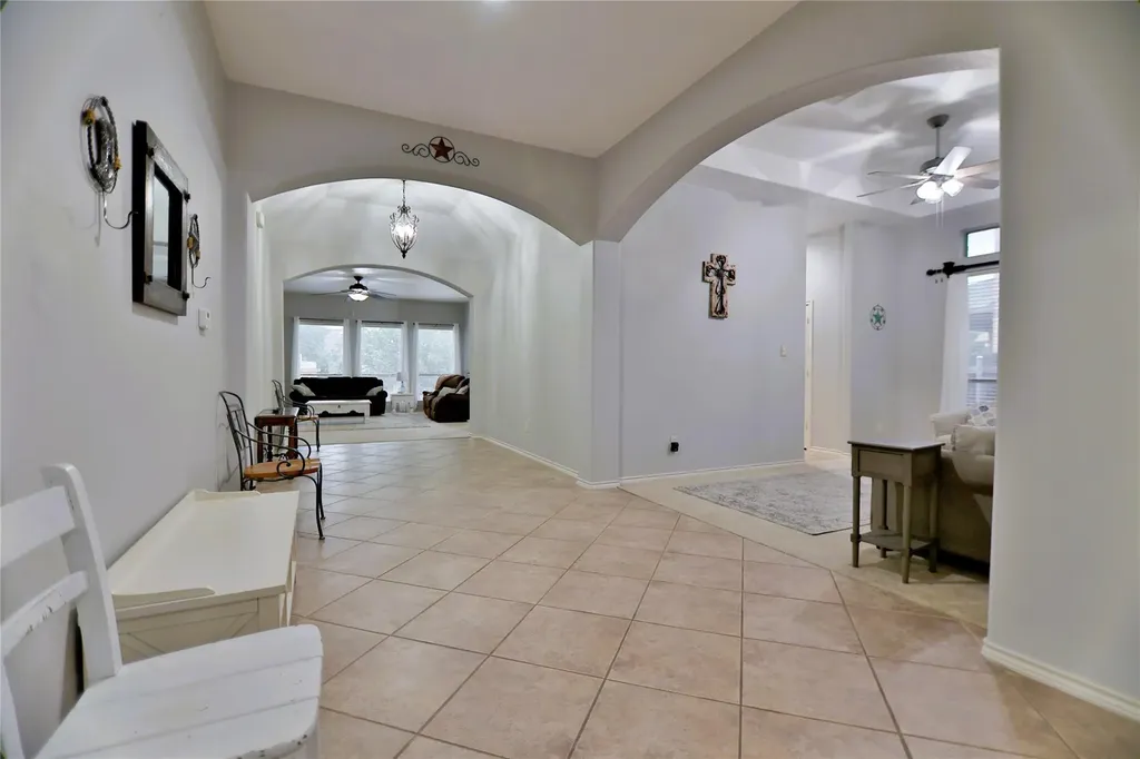 410 Olmos Drive Leander TX 78641
