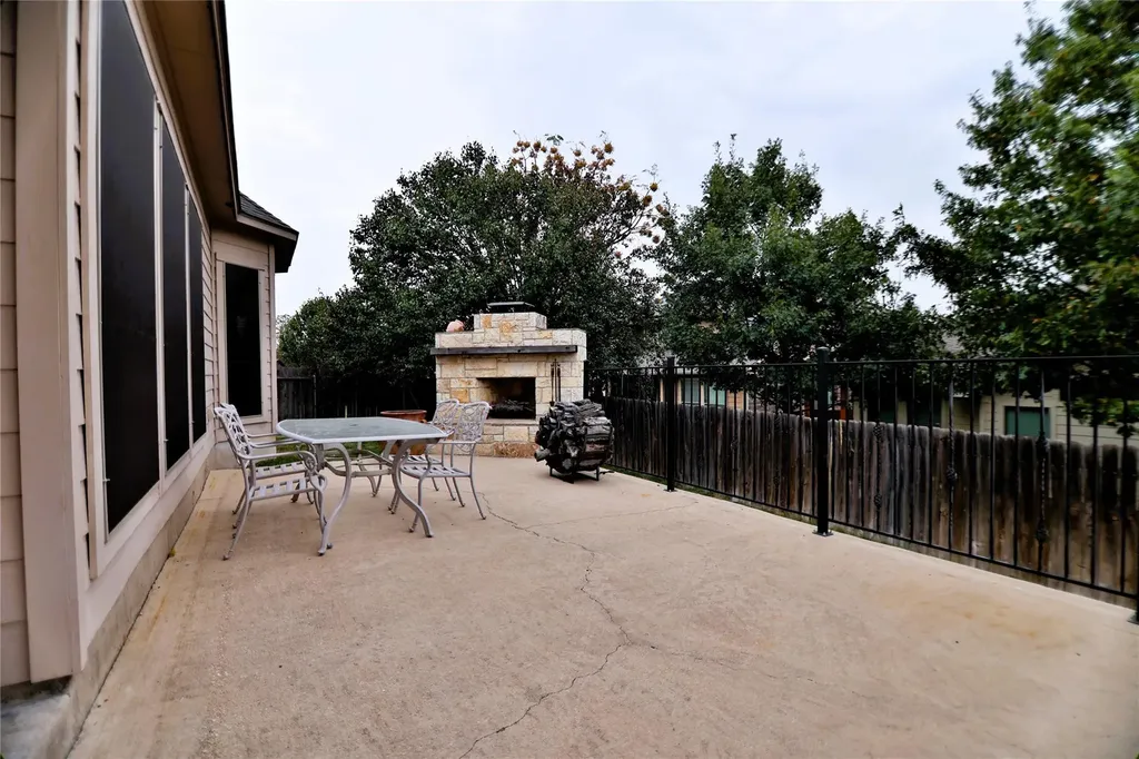 410 Olmos Drive Leander TX 78641
