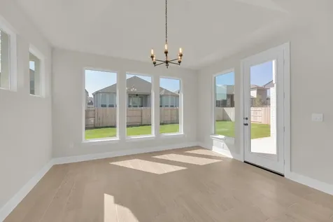 916 Rock Daisy Trail Hutto TX 78634