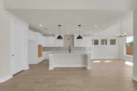 916 Rock Daisy Trail Hutto TX 78634