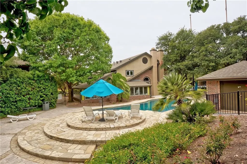 7685 Northcross Drive Austin TX 78757