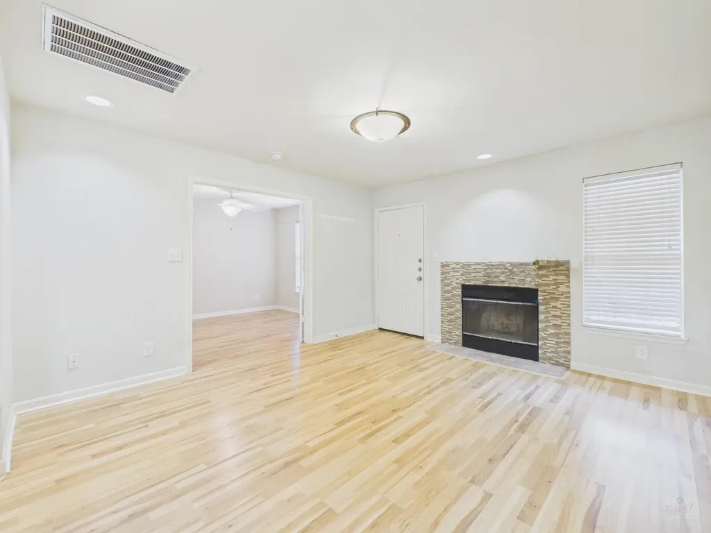 7685 Northcross Drive Austin TX 78757