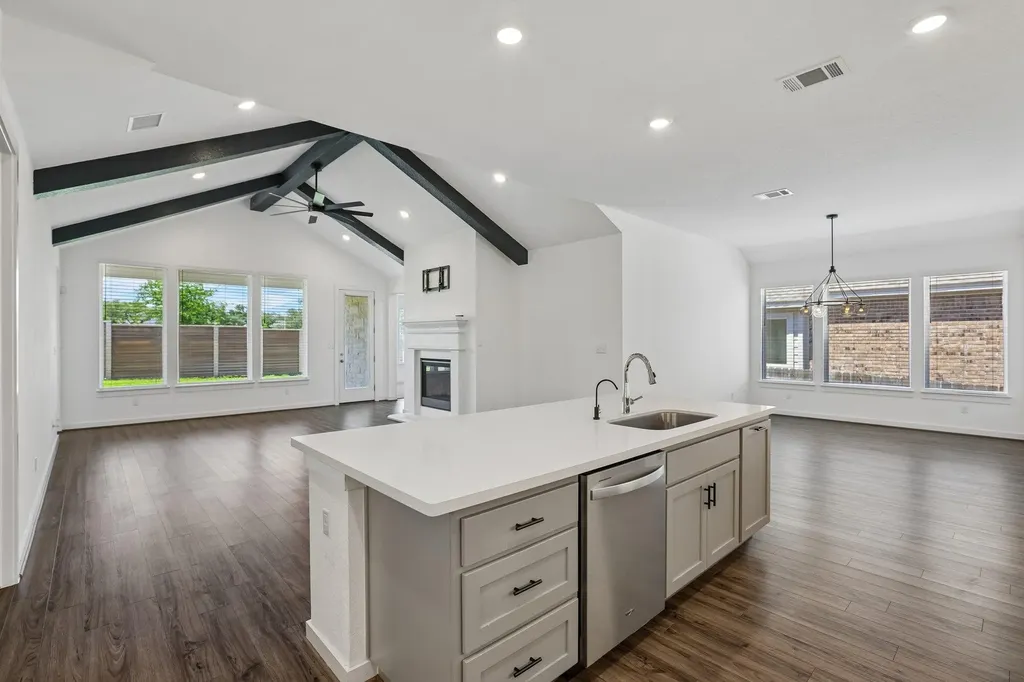 317 Independence Drive Kyle TX 78640