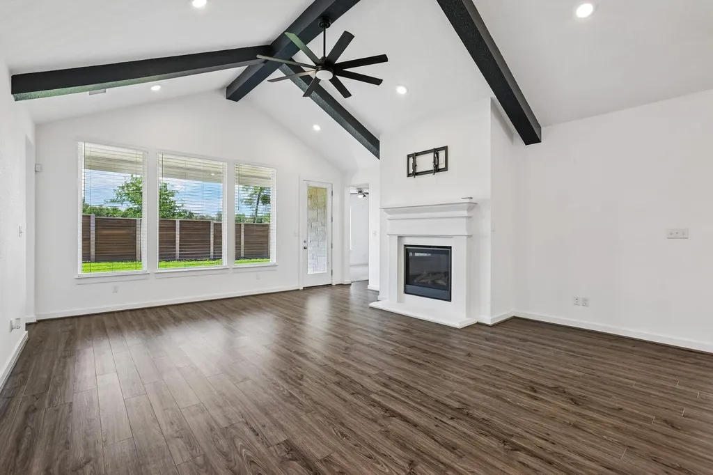 317 Independence Drive Kyle TX 78640