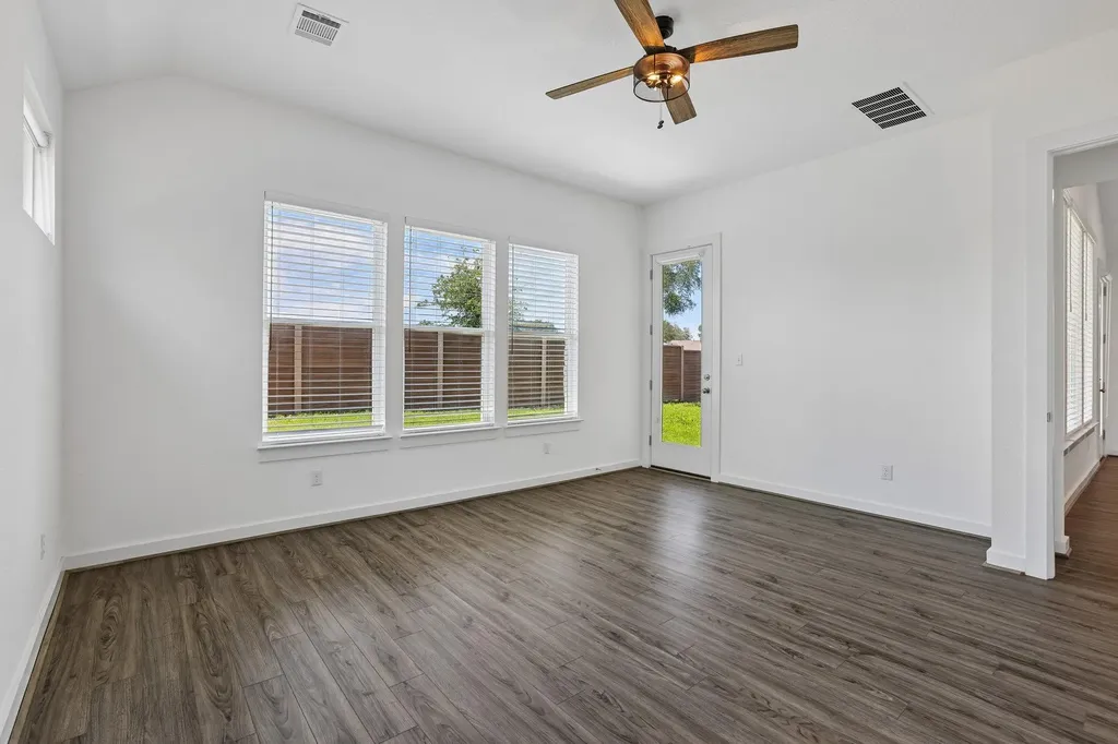 317 Independence Drive Kyle TX 78640