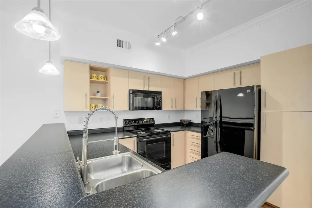 11203 Ranch Road 2222 Road Austin TX 78730