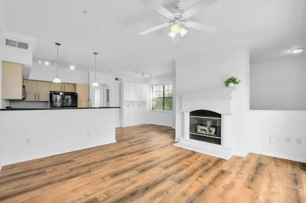 11203 Ranch Road 2222 Road Austin TX 78730