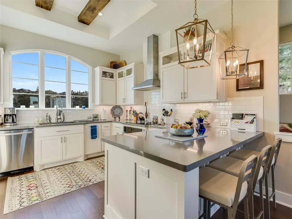 219 Honey Creek Court Austin TX 78738