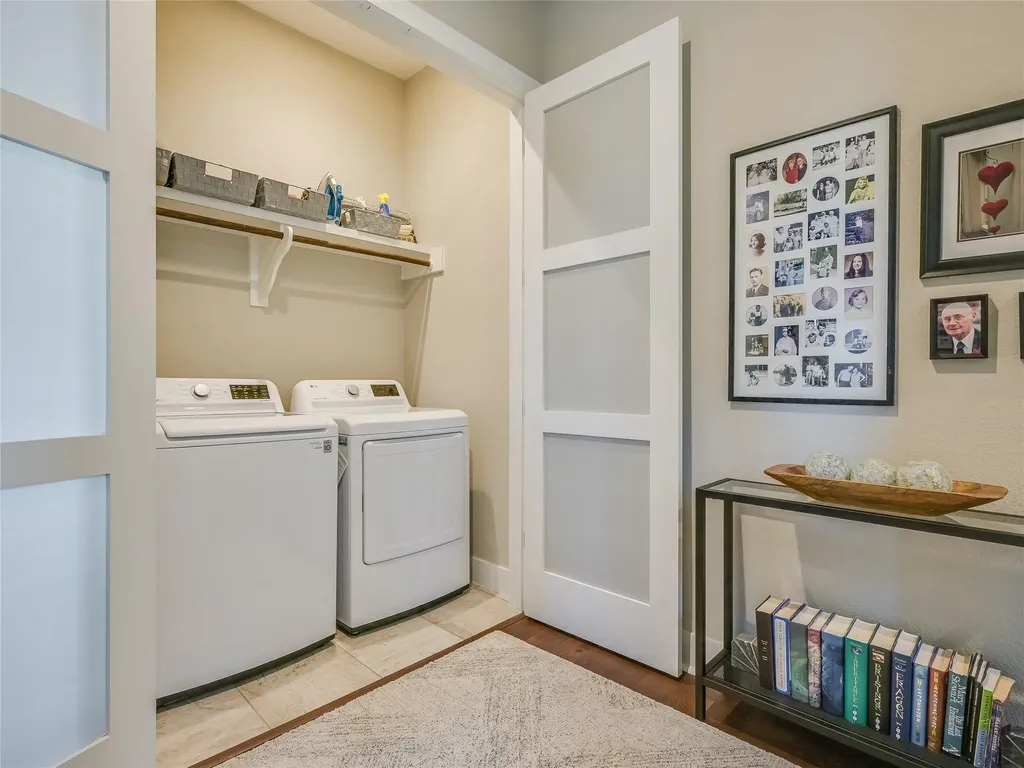 219 Honey Creek Court Austin TX 78738
